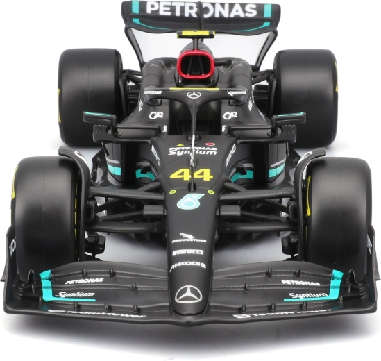 getrouwe replica w14 e met startnummer 44