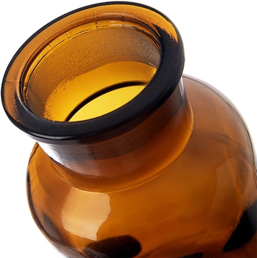 Brede hals voor gemakkelijk vullen