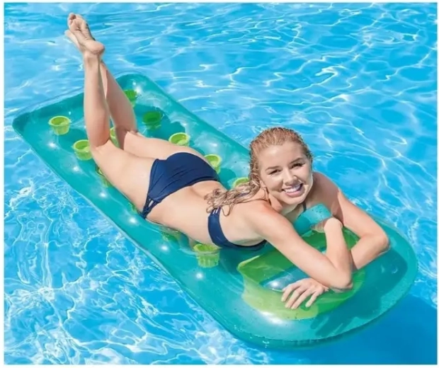 Comfortable relaxation by the water