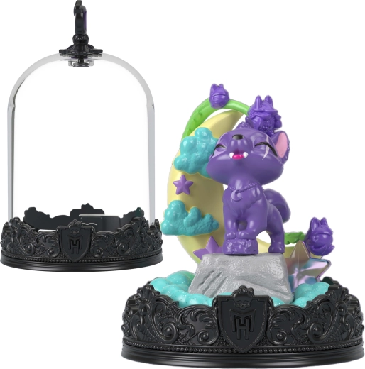 Monster High figure in a Crescent keychain with accessories