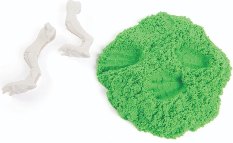 Molding, imprints, and tracks in kinetic sand