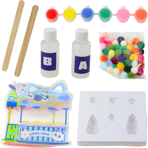 Rich accessories and vibrant colors