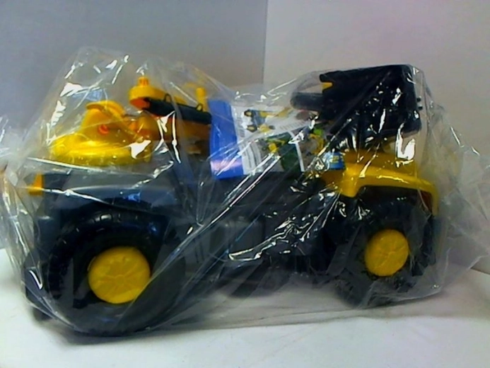 Kids' ride-on excavator with front bucket
