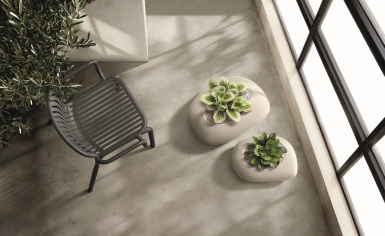 Natural, pebble-like shape for modern interiors and exteriors