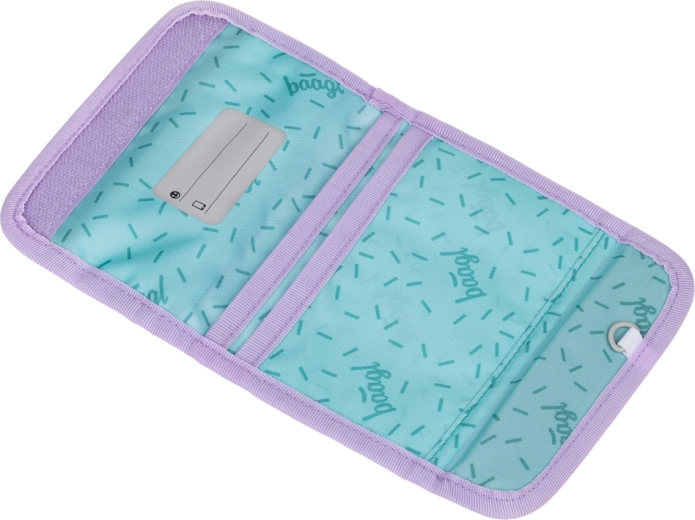 Clear interior layout