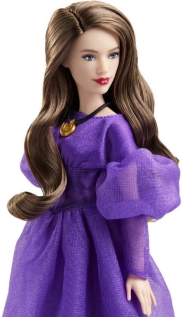 Beautiful hair and detailed design