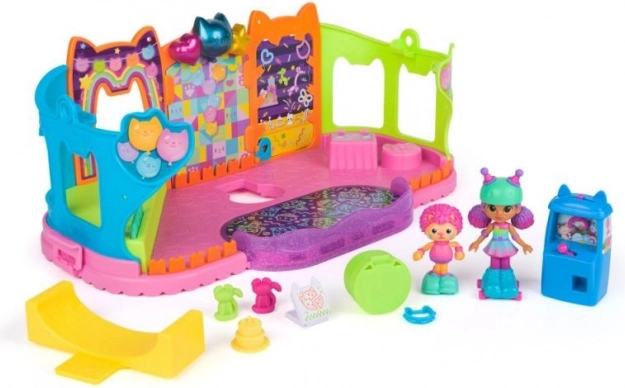 Gabby’s Dollhouse – Party Room with Skatepark and Figures