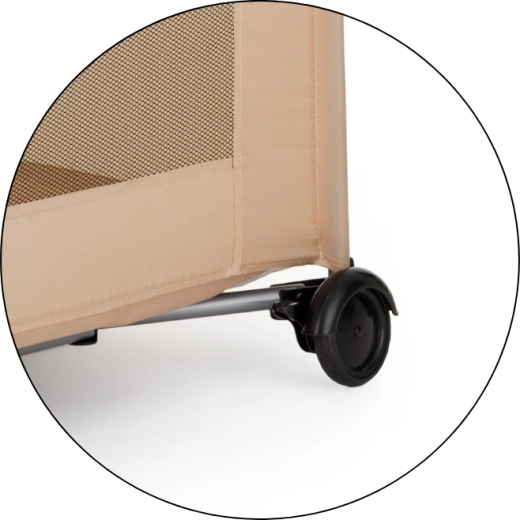 Easy moving thanks to wheels