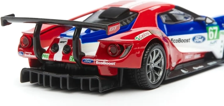 Die-cast build and free-rolling wheels