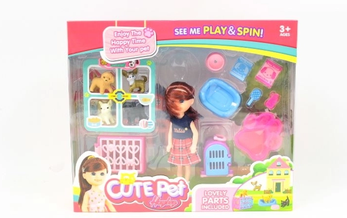Poupée avec animaux et accessoires de soin
