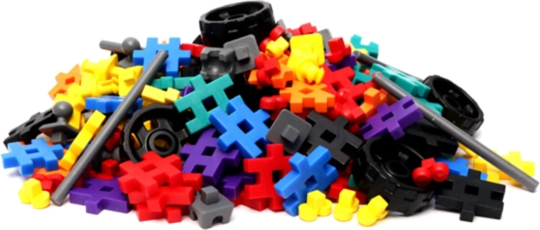 Construis et fonce : 260 pièces pour des modèles mobiles