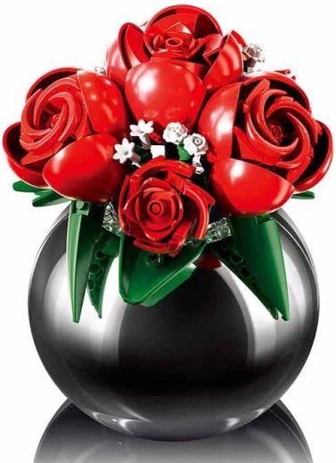 Elegant black vase for impactful display