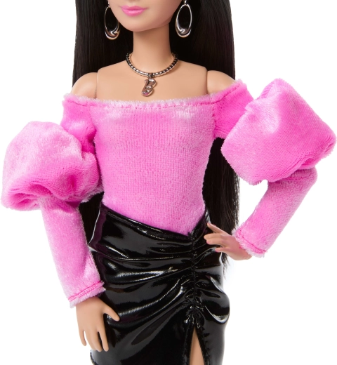 Luxurious pink-and-black outfit