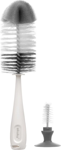 Thorough cleaning thanks to the sponge tip