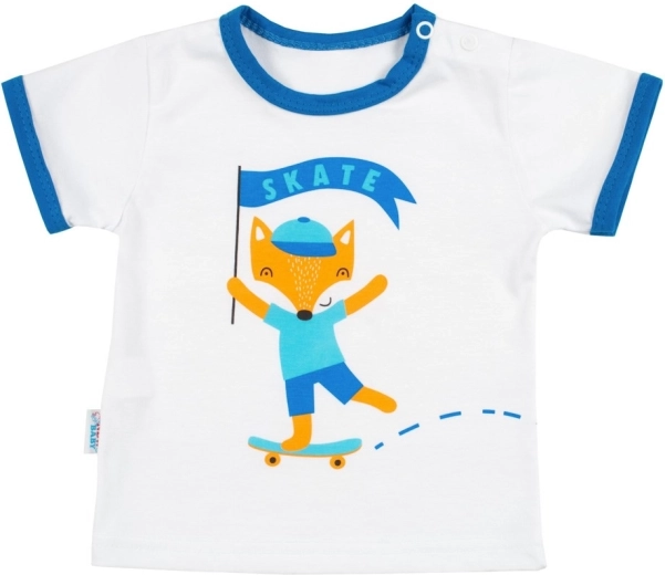 Easy dressing with shoulder snaps