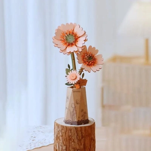 Lichte decoratie die zelfstandig blijft staan