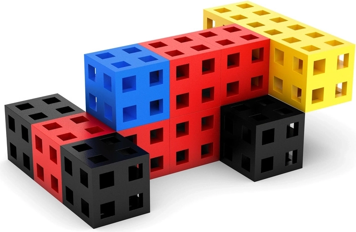 Constructions 3D détaillées avec des cubes compacts