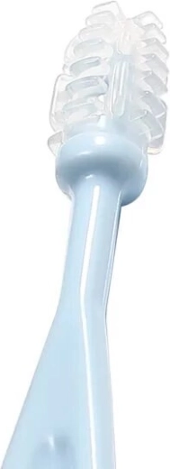 Massage doux des gencives sensibles