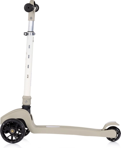 Grows with your child thanks to adjustable handlebars