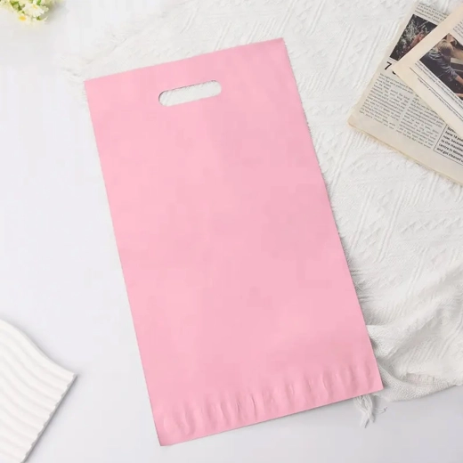 Comfortable carrying thanks to the integrated handle