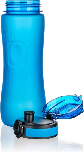 Wide mouth for easy filling and cleaning