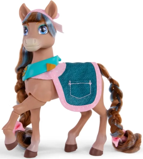 Poseable Cocoa figure for lively stories