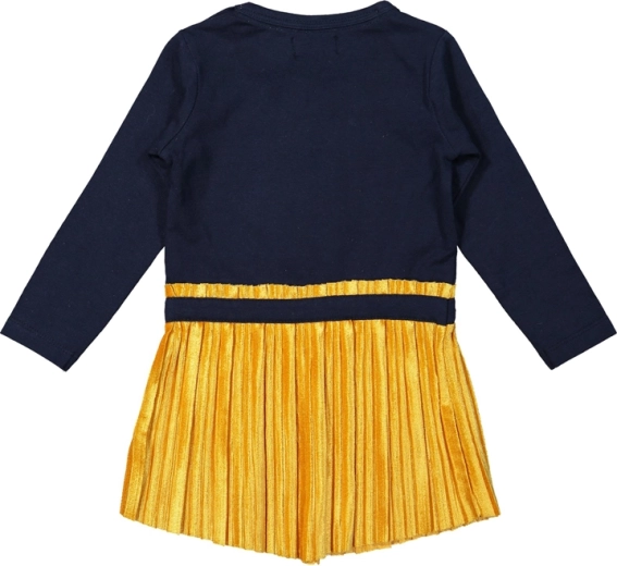 Comfortable long-sleeve top