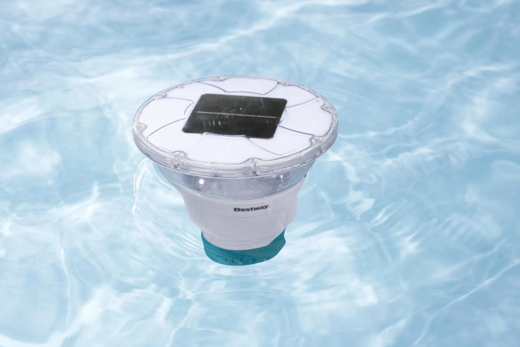 Éclairage LED solaire avec allumage automatique