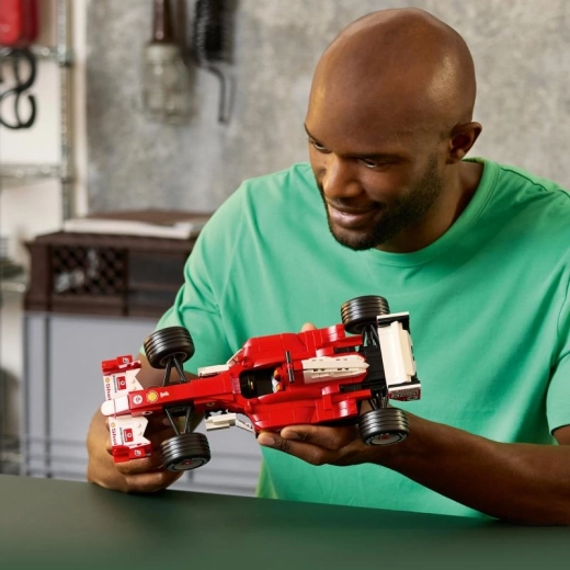 Functional steering and realistic cockpit