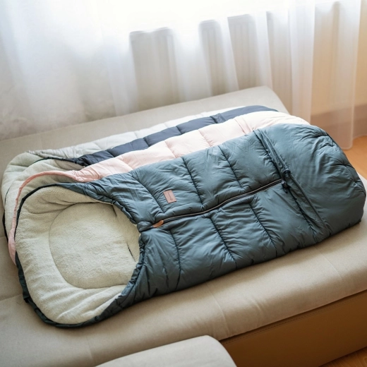 3-in-1 with adjustable length and center zip