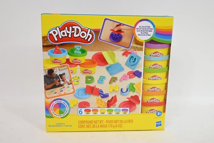 Play-Doh Modeling Clay – Alphabet, 6 Cans and 26 Stamps