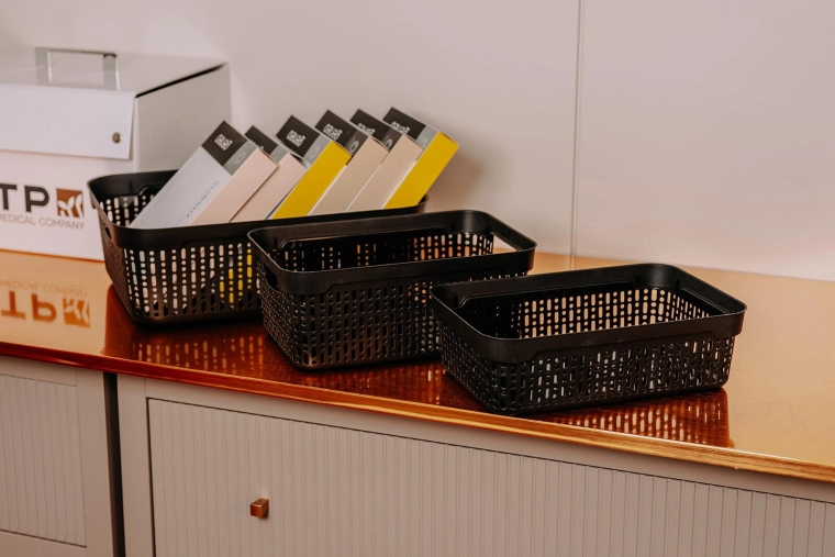 Plastique léger, lavable et résistant