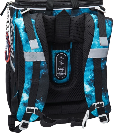 Ergonomic satchel that grows with your child