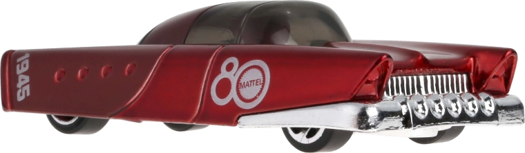 1:64 scale and free-rolling wheels