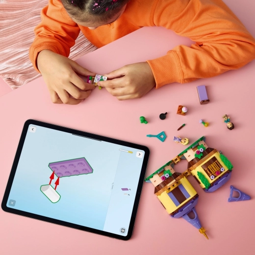 Interactive building with the LEGO Builder app