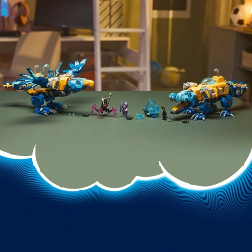 Heroes and collectible accessories