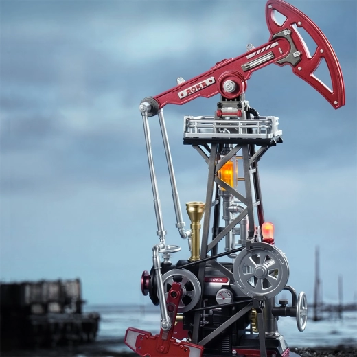 Authentic swinging motion with gears and piston