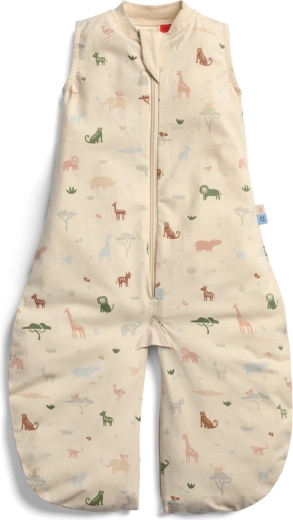 2-in-1: sleep bag and suit in seconds