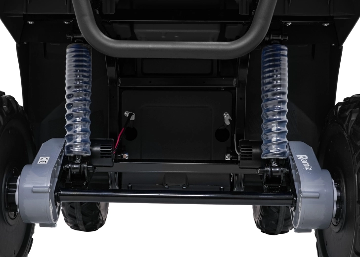 4×4 drive and strong battery for longer rides