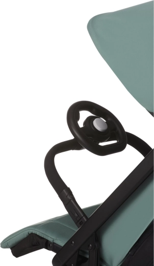 Easy attachment to the stroller bumper bar