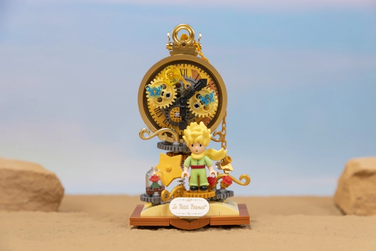 Élégante « montre de poche » avec engrenages dorés