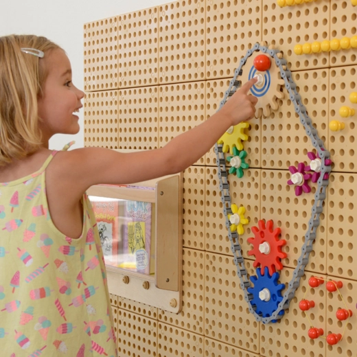 Real mechanics: gears and chain