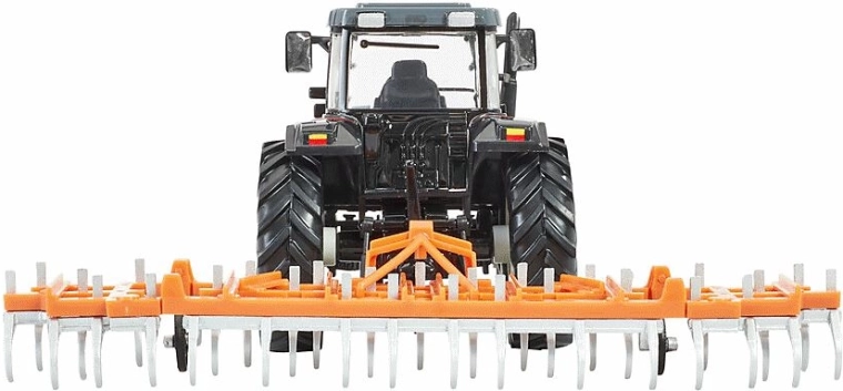 Opvouwbare cultivator voor “werk op het veld”