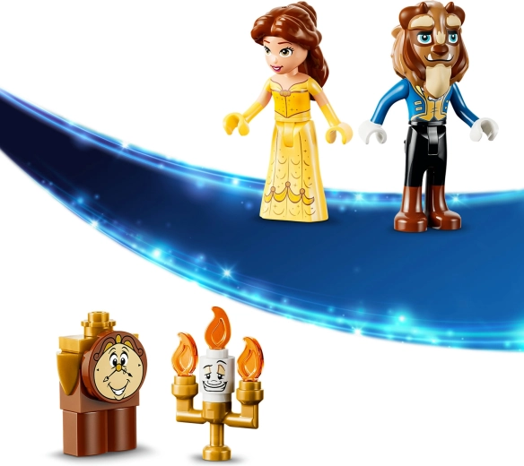 4 Figuren und magische Accessoires