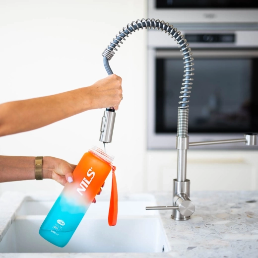 Large goulot pour un remplissage et un nettoyage faciles