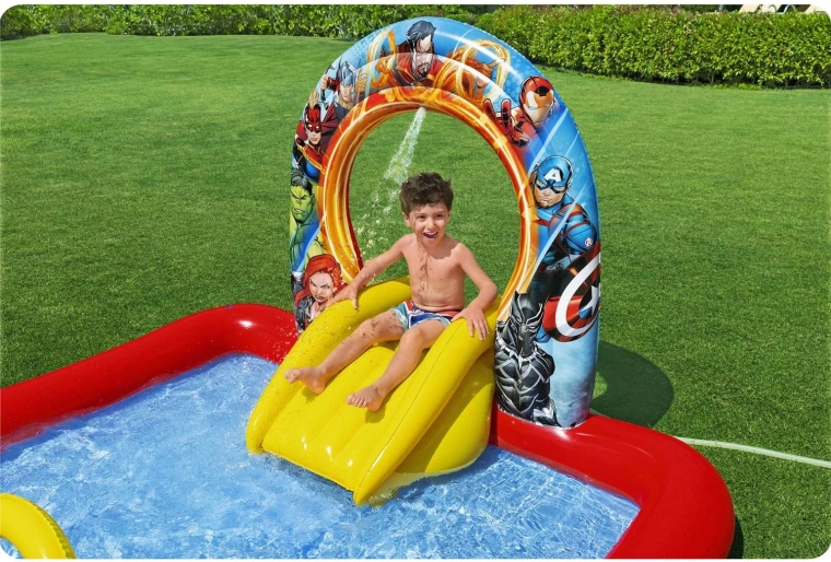 Waterfontein uit de boog