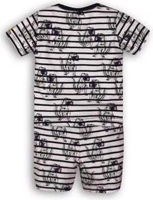 Soft and stretchy material for all-day comfort