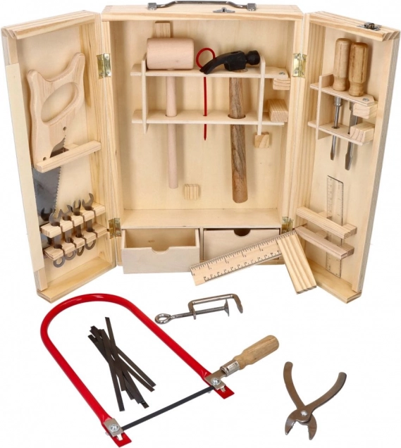 Boîte en bois avec outils en métal