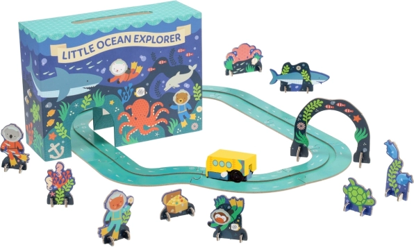 Petit Collage Ocean Exploration Play Set