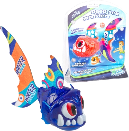 Poisson piranha plongeur avec lumière